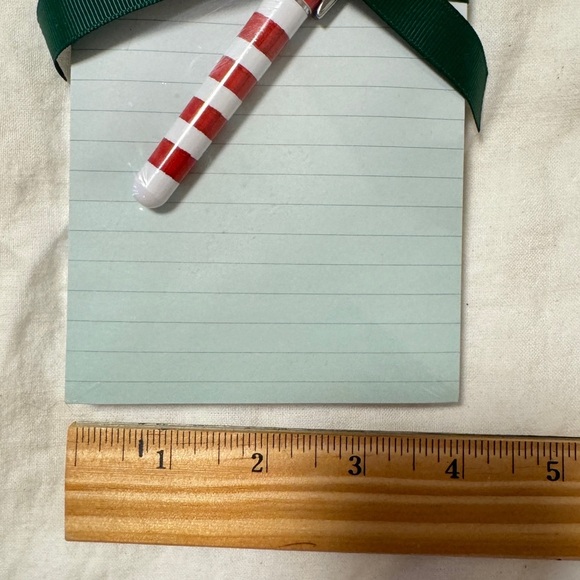 Lady Jayne Merry Christmas Magnetic Notepad and Candy Can Pen - Picture 8 of 8
